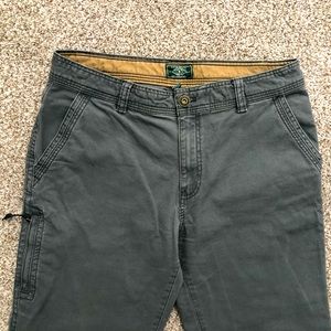 Men’s grey cargo jeans